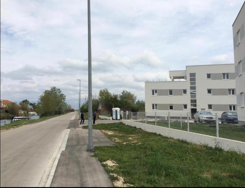Apartmani Matko Nin Esterno foto